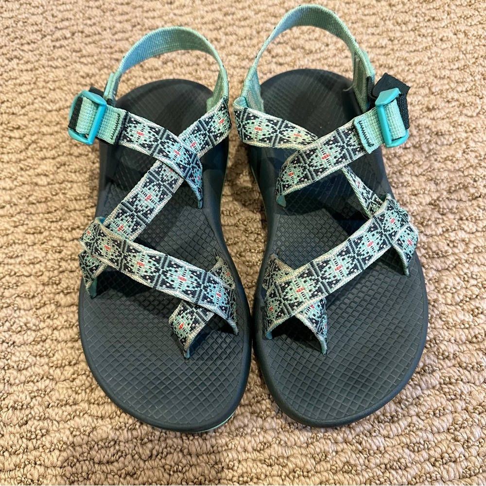 Women’s Chacos 7
